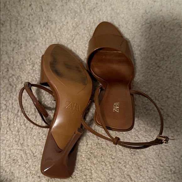Zara Tan Open-Toe Heels - Picture 4 of 4